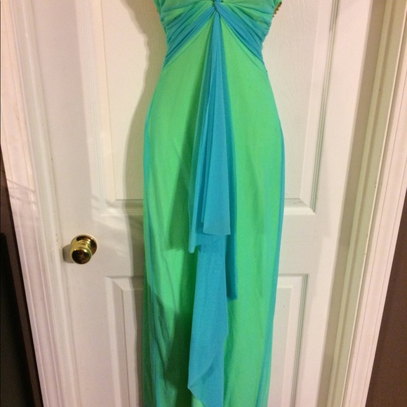 Caché exquisite formal maxi gown size - 0. - Picture 3 of 8